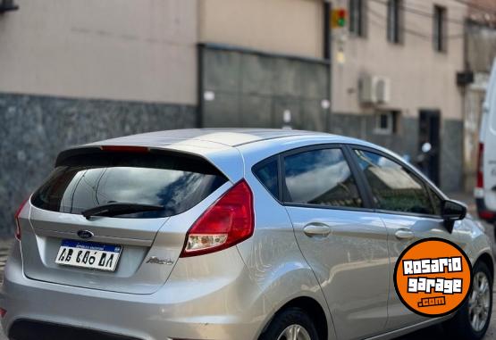 Autos - Ford Fiesta 2017 Nafta 130000Km - En Venta