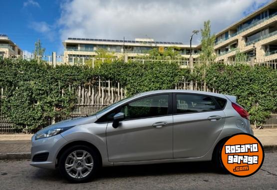 Autos - Ford Fiesta 2017 Nafta 130000Km - En Venta