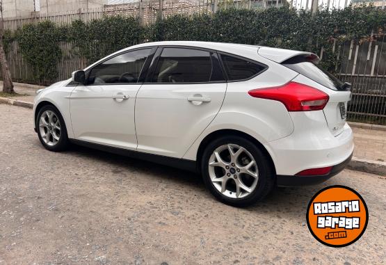 Autos - Ford Focus 2015 Nafta 110000Km - En Venta