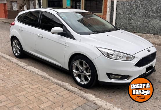 Autos - Ford Focus 2015 Nafta 110000Km - En Venta