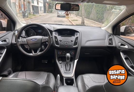Autos - Ford Focus 2015 Nafta 110000Km - En Venta