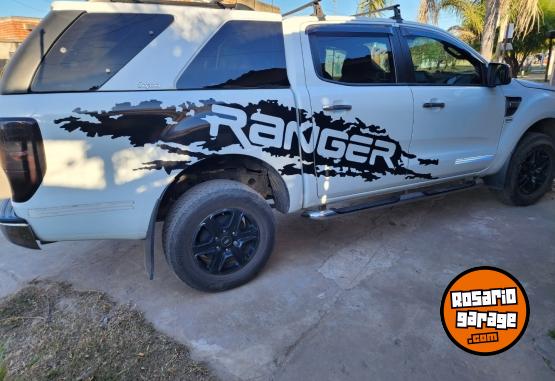 Camionetas - Ford Ranger xlt 4x2 2013 Diesel 191800Km - En Venta