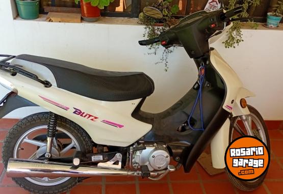Motos - Motomel blitz 2023 Nafta 4300Km - En Venta