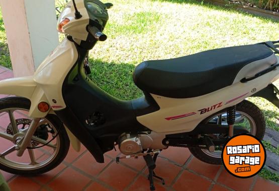 Motos - Motomel blitz 2023 Nafta 4300Km - En Venta