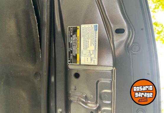 Camionetas - Toyota Hilux 2024 Diesel 19500Km - En Venta