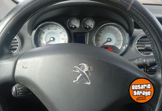 Autos - Peugeot 2015 2015 Nafta 240000Km - En Venta