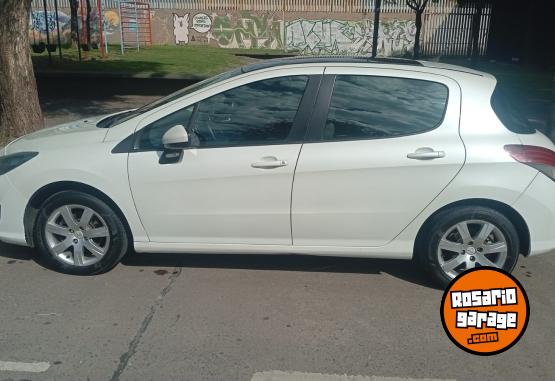 Autos - Peugeot 2015 2015 Nafta 240000Km - En Venta