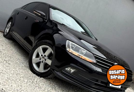 Autos - Volkswagen VENTO LUXURY 170HP 2.5 2015 Nafta 161000Km - En Venta