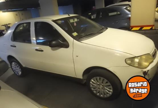 Autos - Fiat Siena 2011 GNC 315000Km - En Venta