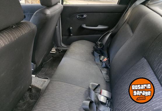 Autos - Fiat Siena 2011 GNC 315000Km - En Venta