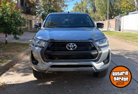 Camionetas - Toyota SR 4x2 AT 2025 Diesel 14000Km - En Venta