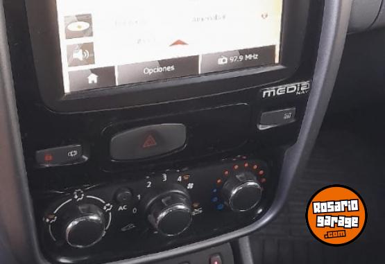 Autos - Renault Duster tech road 2014 GNC 196000Km - En Venta