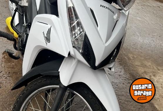 Motos - Honda Wave 2024 Nafta 8450Km - En Venta