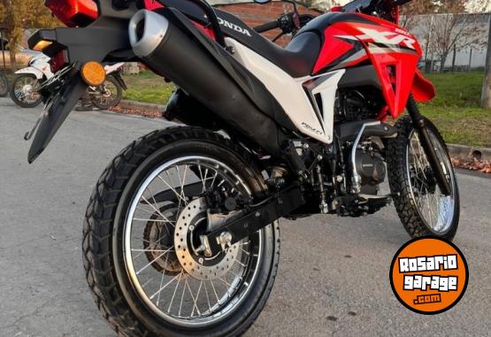 Motos - Honda XR 190 2025 Nafta 9000Km - En Venta