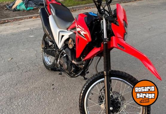 Motos - Honda XR 190 2025 Nafta 9000Km - En Venta