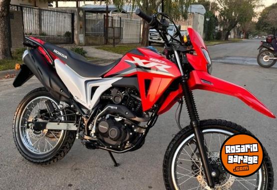 Motos - Honda XR 190 2025 Nafta 9000Km - En Venta
