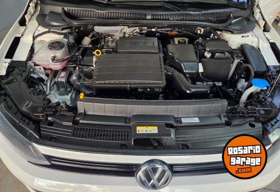 Autos - Volkswagen Polo 2022 Nafta 102000Km - En Venta