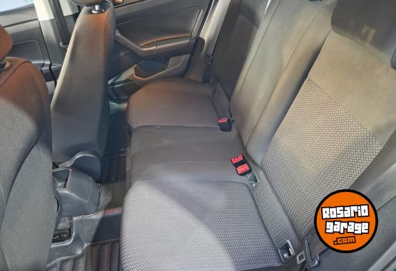 Autos - Volkswagen Polo 2022 Nafta 102000Km - En Venta