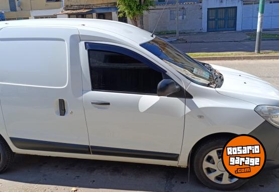 Utilitarios - Renault Kango 2019 GNC 149000Km - En Venta