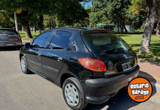 Autos - Peugeot 206 2005 GNC 220000Km - En Venta