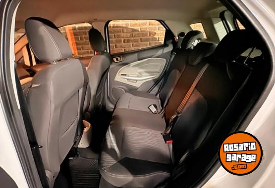 Autos - Ford Titanium 1.6 2015 Nafta 120000Km - En Venta