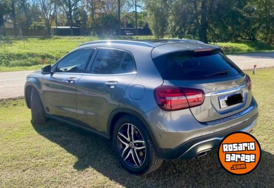 Autos - Mercedes Benz GLA 200 2018 Nafta 115000Km - En Venta