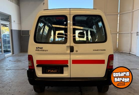 Utilitarios - Peugeot PARTNER 1.6 HDI COMFORT 2017 Diesel 151000Km - En Venta