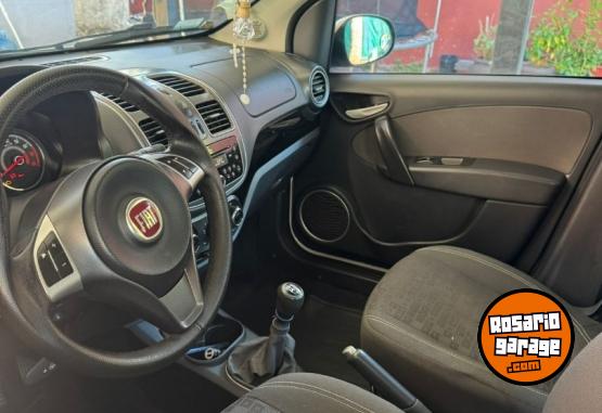 Autos - Fiat Palio Attractive 2017 Nafta 120000Km - En Venta