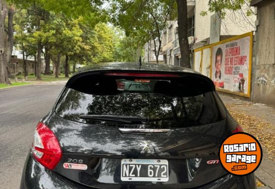 Autos - Peugeot 208 GTI 2014 Nafta 75000Km - En Venta
