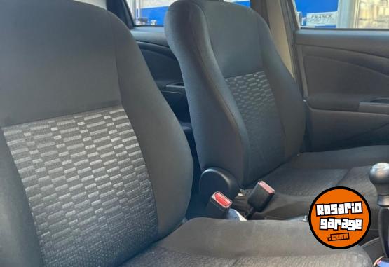 Autos - Toyota ETIOS XS 2015 Nafta 83000Km - En Venta