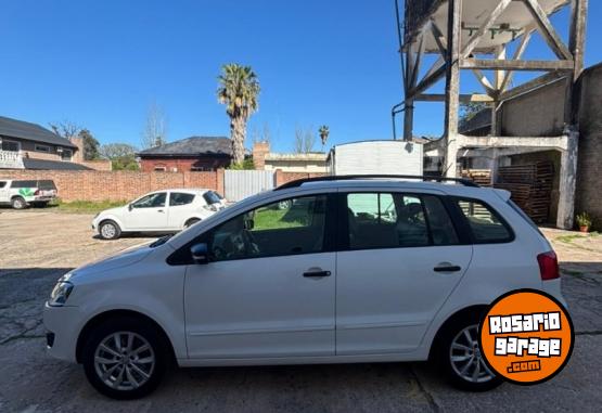 Autos - Volkswagen Suran Trendline 1.6 GNC 2014 GNC 140000Km - En Venta