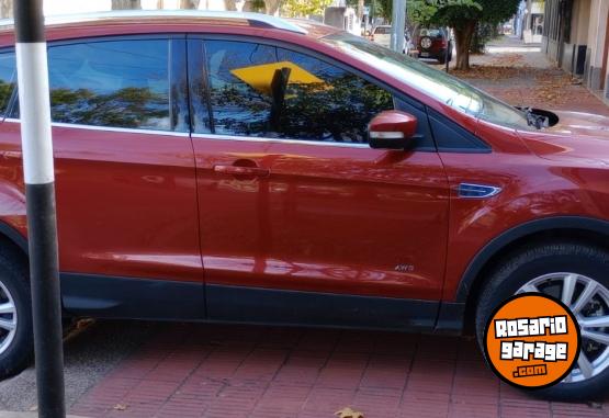 Autos - Ford KUGA SEL 2017 Nafta 45600Km - En Venta