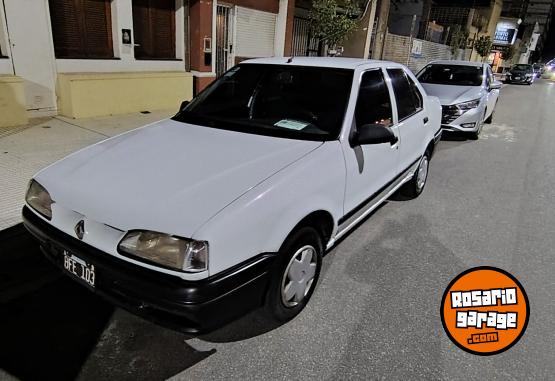 Autos - Renault 19 1997 GNC 268900Km - En Venta