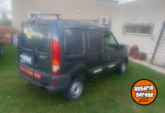 Utilitarios - Renault Kangoo 2017 Nafta 432000Km - En Venta