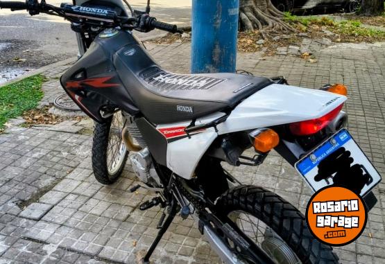 Motos - Honda Tornado 250 2022 Nafta 13000Km - En Venta