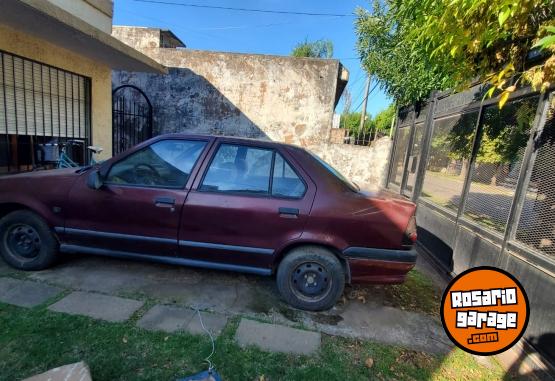 Autos - Renault 19 1996 Diesel 265000Km - En Venta