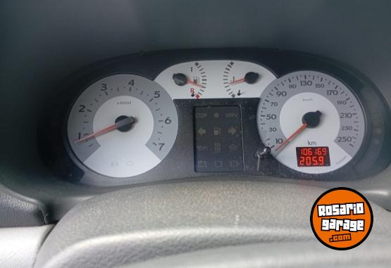 Autos - Renault Clio 1.2 Pack Plus 2010 Nafta 106000Km - En Venta