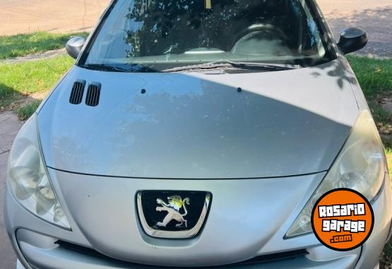 Autos - Peugeot 207 compat 2014 Nafta 112000Km - En Venta
