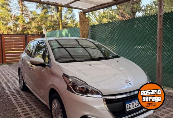 Autos - Peugeot 208 allure 1.6 16v 2018 Nafta 57000Km - En Venta