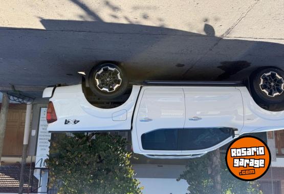 Camionetas - Nissan Frontier 2022 Diesel 84500Km - En Venta