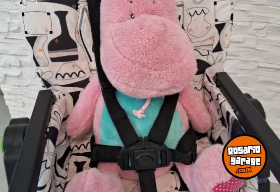 Art�culos para beb� - Sillita con mesita - En Venta