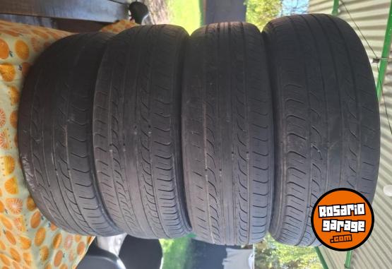 Accesorios para Autos - Cubiertas 195/65R15 - En Venta