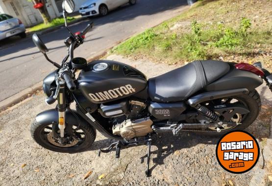 Motos - Otra marca Qj srv 300 2025 Nafta 950Km - En Venta