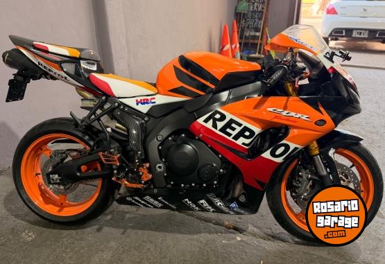Motos - Honda CBR REPSOL 1000 RR 2006 Nafta 45000Km - En Venta