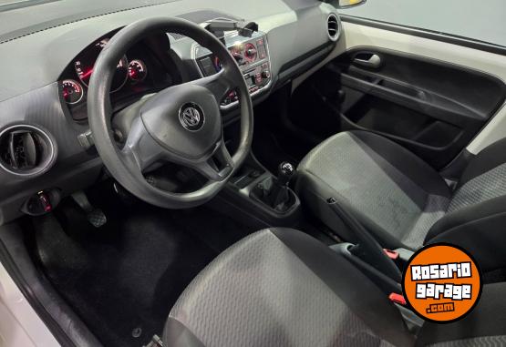 Autos - Volkswagen Up move 2017 Nafta 127000Km - En Venta