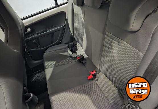Autos - Volkswagen Up move 2017 Nafta 127000Km - En Venta