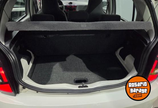 Autos - Volkswagen Up move 2017 Nafta 127000Km - En Venta
