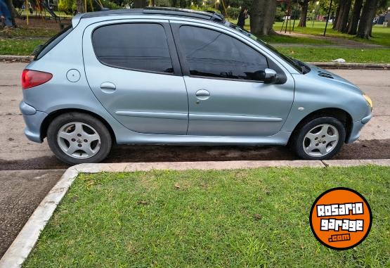 Autos - Peugeot 2005 2005 Nafta 230000Km - En Venta