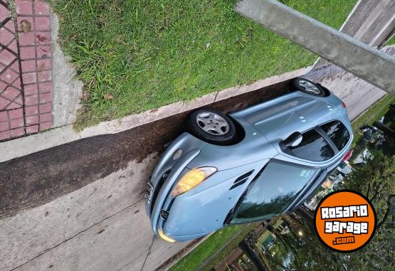 Autos - Peugeot 2005 2005 Nafta 230000Km - En Venta