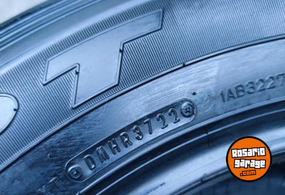 Accesorios para Autos - 265 60 18 *** 2 CUBIERTAS DUNLOP NUEVAS. $500.000 el par. NO BAJO PRECIO - En Venta